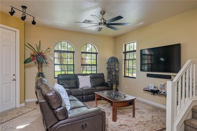 Photo - 11890 Paseo Grande Blvd Unidad 4305