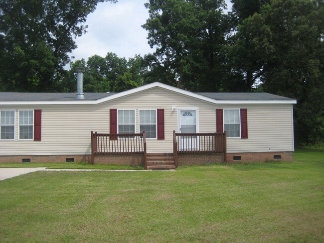 Building Photo - Beautiful Home in the Richlands area.