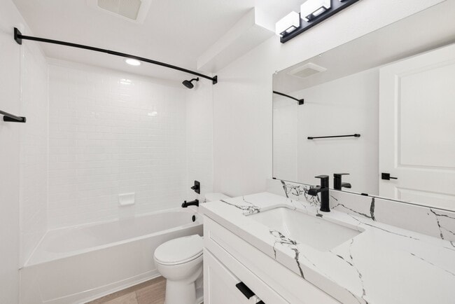 Photo - Ocean Villas Apartments