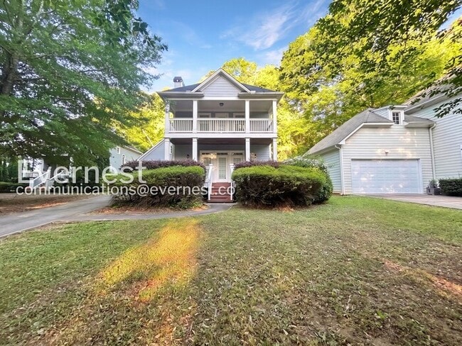 Photo - 309 Pickfair Way SW