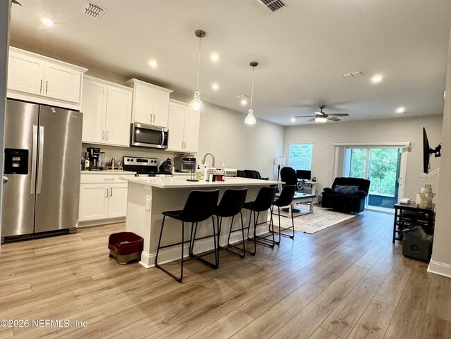 Photo - 11955 Calvesta St