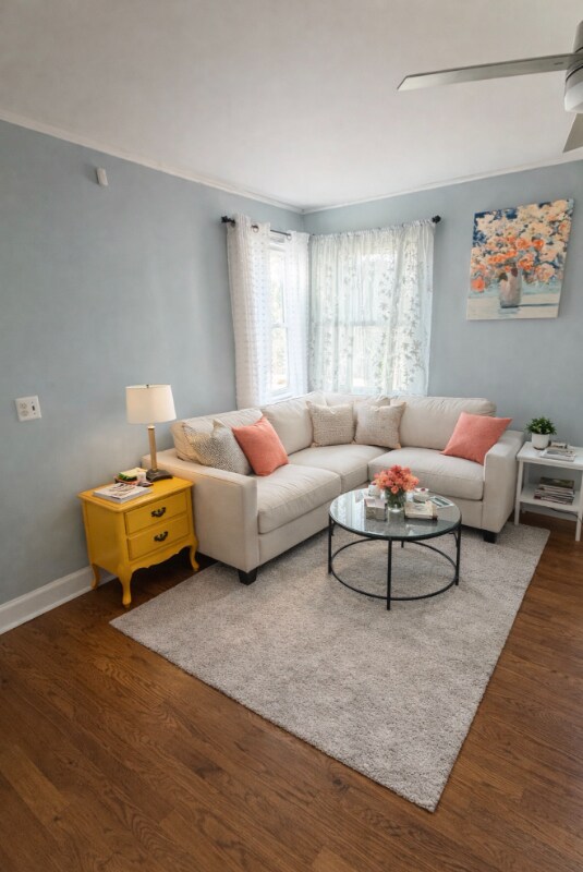 Photo - 1879 Phillips Ave