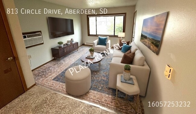 Photo - 608 W 3rd St