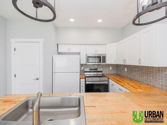 Photo - 22855 E Country Vista Dr Unidad 370
