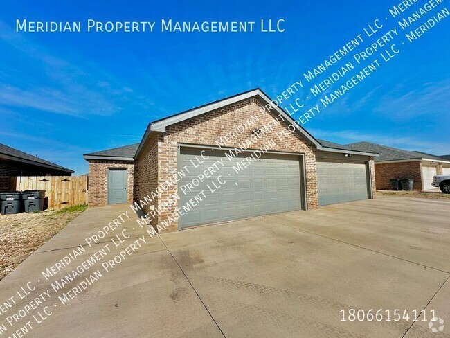 Building Photo - Three bed, Three bath Near TTU Rental