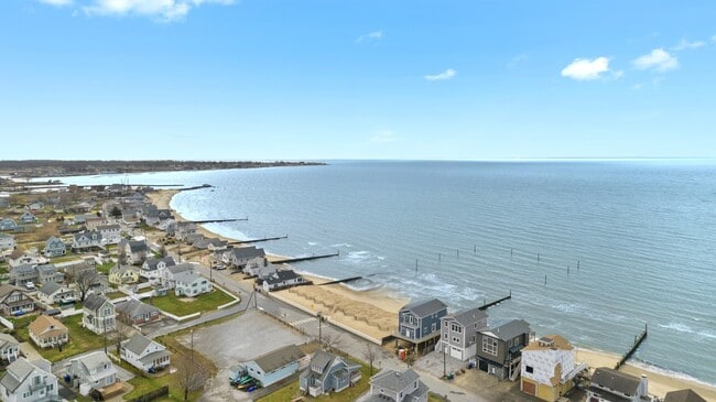 Photo - 102 Chalker Beach Rd
