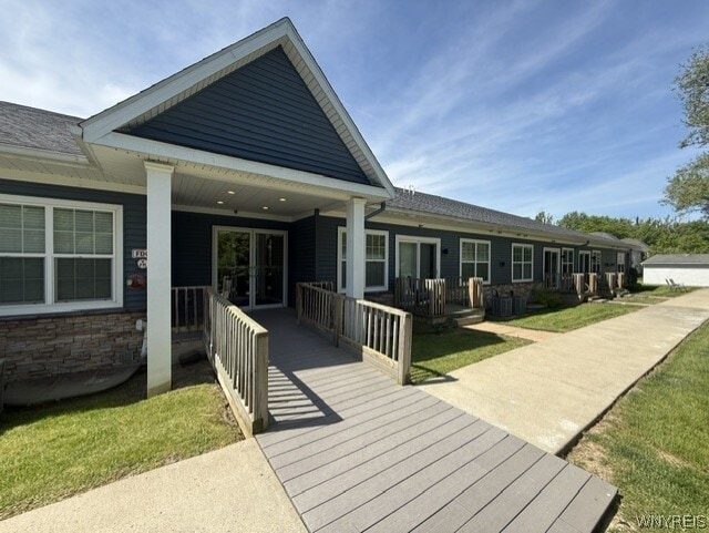 Photo - 610 Ayer Rd
