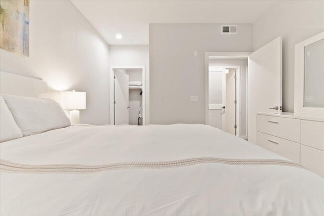 1255 Pear Ave Unit GO ID1625864P