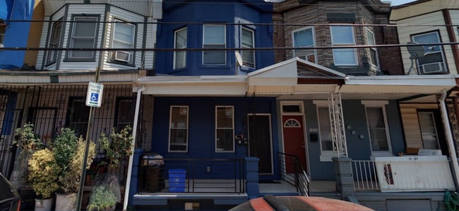 Building Photo - 3331 N Howard St Unit Apt 1