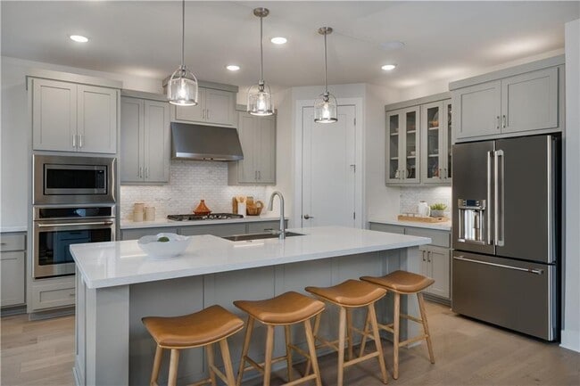Photo - 7013 Empresa Dr