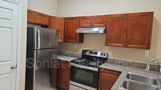 Photo - 8922 Stroelitz St