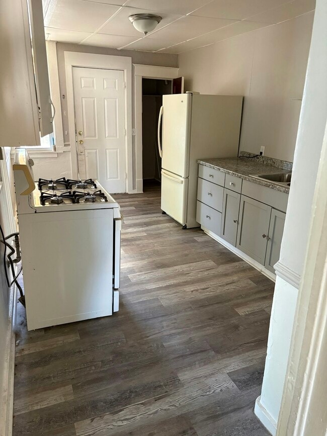 1232 Alpine Ave NW Unit 2