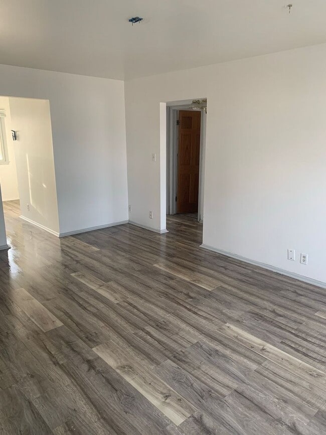 Photo - 4048 Marquette Dr Unit 3