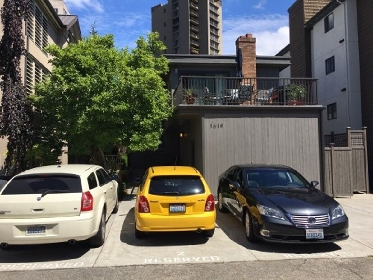 Photo - 1619 Apartments