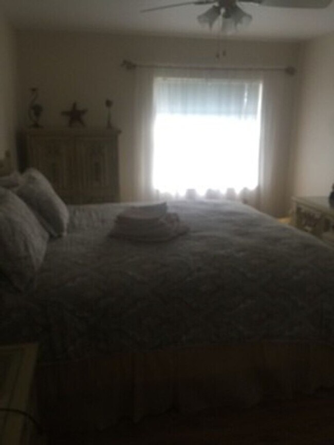Photo - 1/1 furnished annual in downtown PG