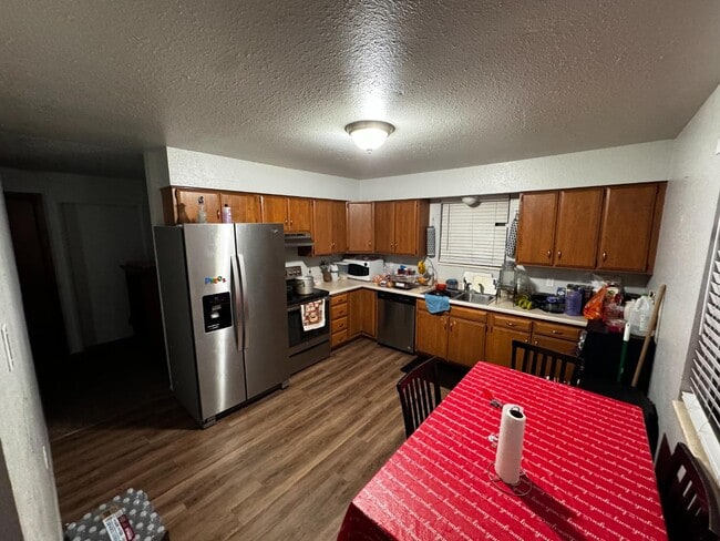 Building Photo - 255 Cherry Hill Dr Rental