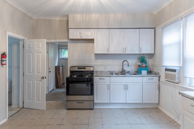 Photo - 3226 Walton Ave Apartment Unit 3