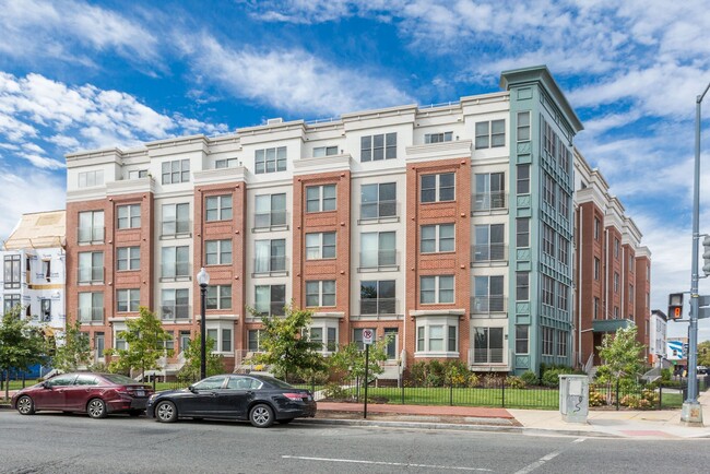 Photo - 1350 Maryland Ave NE