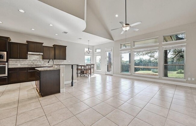 Photo - 779 Wild Rose Dr
