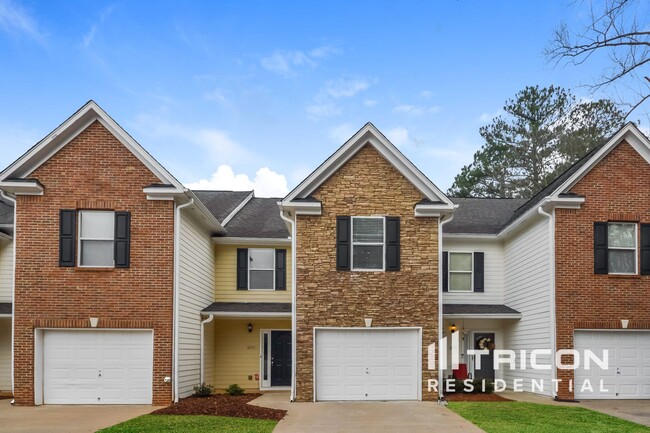 Photo - 6692 Villa Ct Townhome