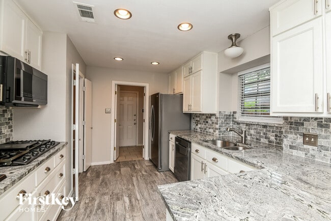 Photo - 4405 Grey Dawn Dr