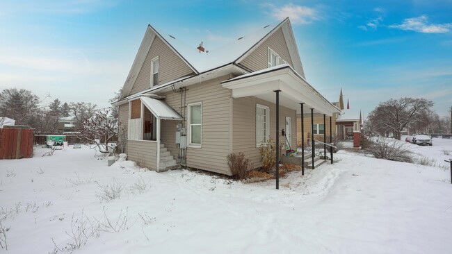 Photo - 224 W Shannon Ave Unit 226