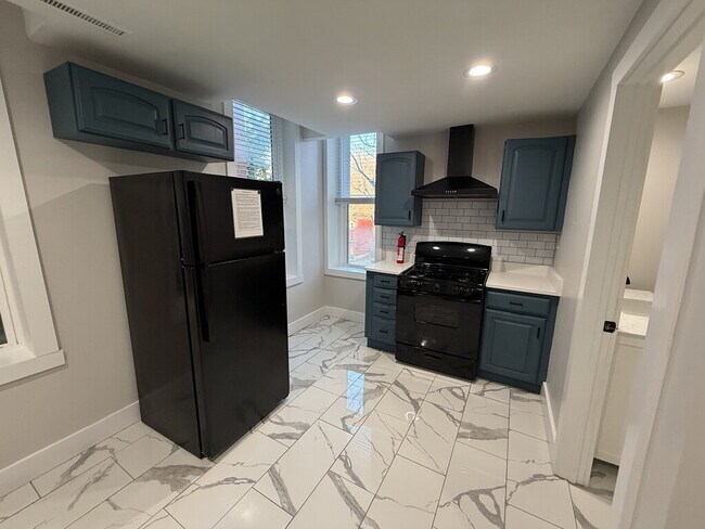 Photo - 2153 Loth St Unit 2