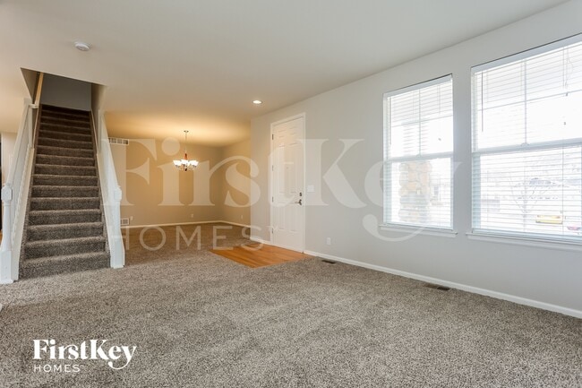 Photo - 13827 Ivanhoe St