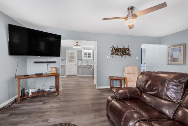 Photo - 1279 Perry Hwy Apartment Unit ID1239420P