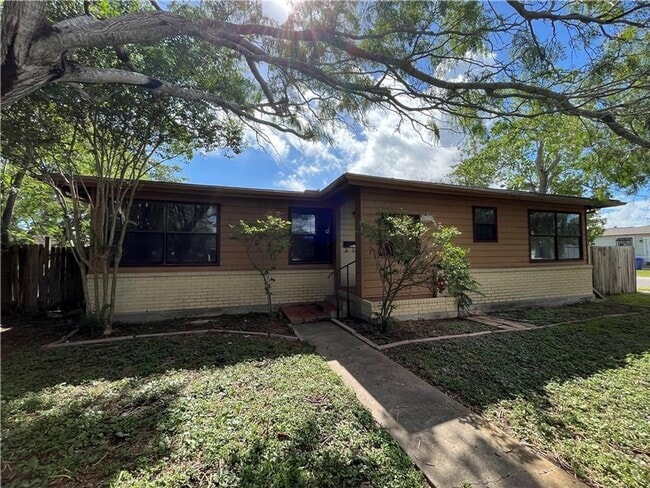 Building Photo - WINDSOR PARK SUBDIVISION Rental