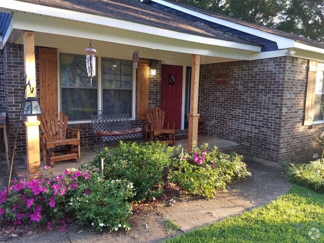 Building Photo - 103 Wingfield Dr Rental