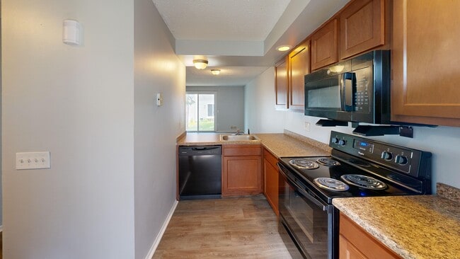 2BR, 1.5BA - 1,100SF - Kitchen