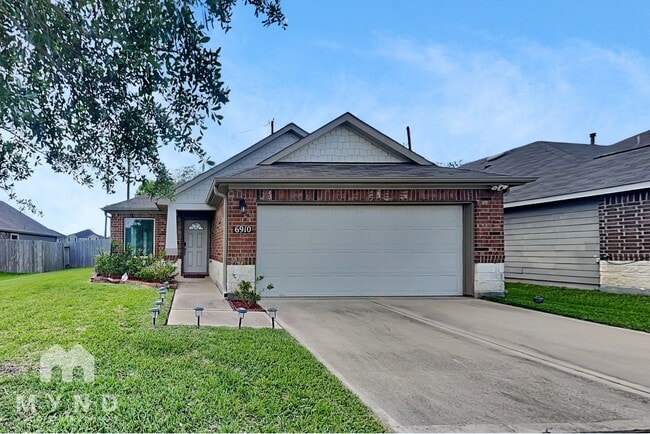 Building Photo - 6910 Spring Vale Dr