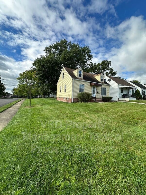 Photo - 21516 Watson Rd