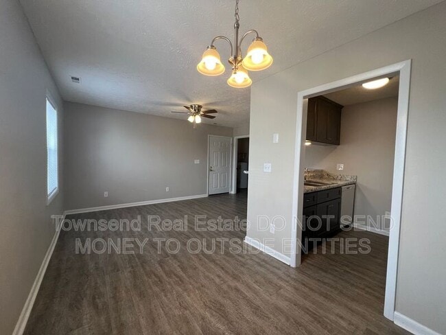 Photo - 1429 Ireland Dr