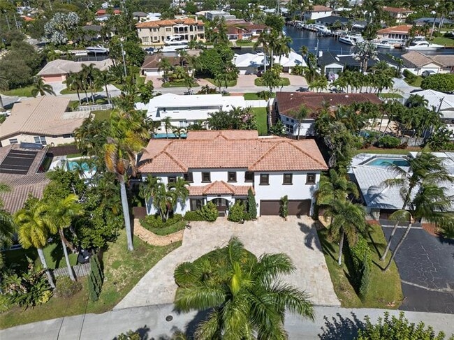 Photo - 2211 NE 43rd St