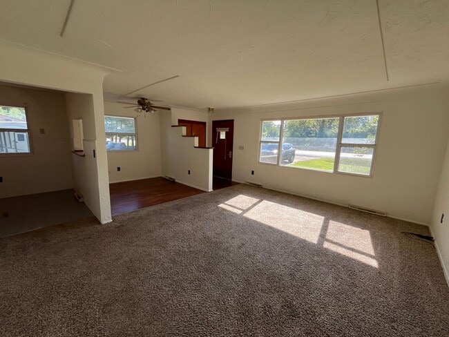 Photo - Three bedroom in Godfrey