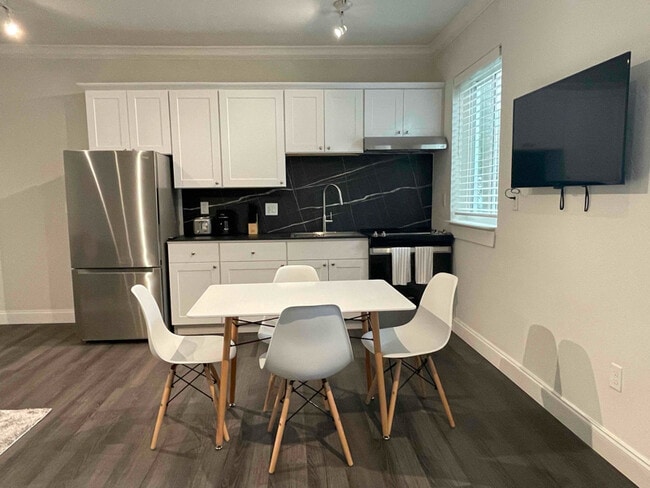 Photo - 1135 Euclid Ave