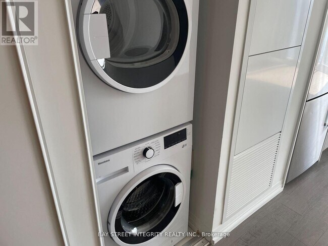 Photo - 251 Jarvis St Unit 3907