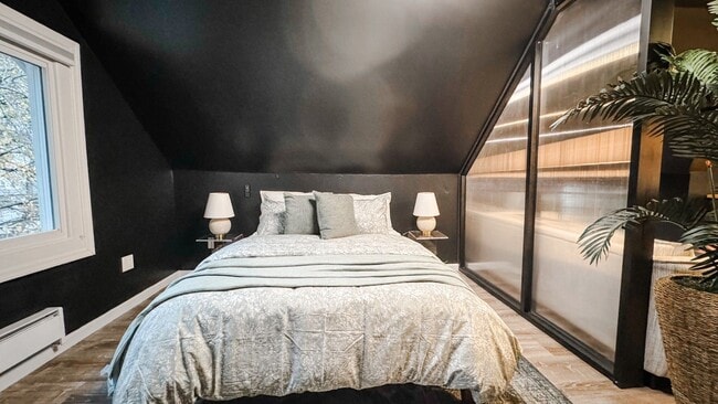 Photo - Chic Studio in North Winton Village