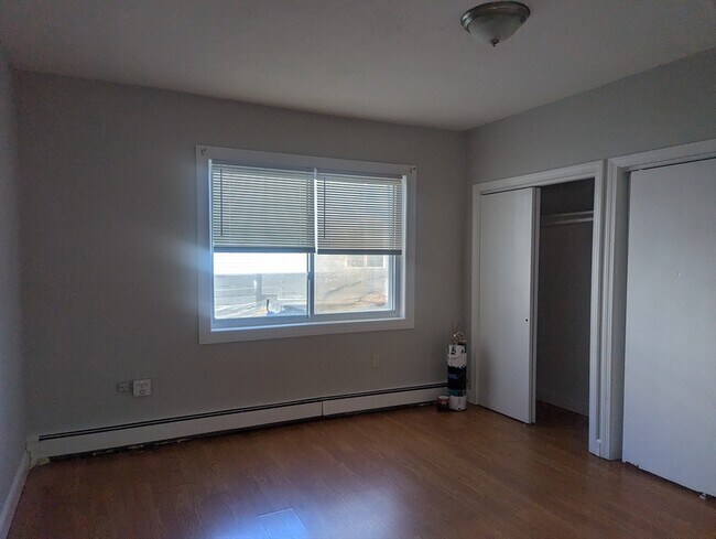 Photo - 581 Proctor Ave Unit 1