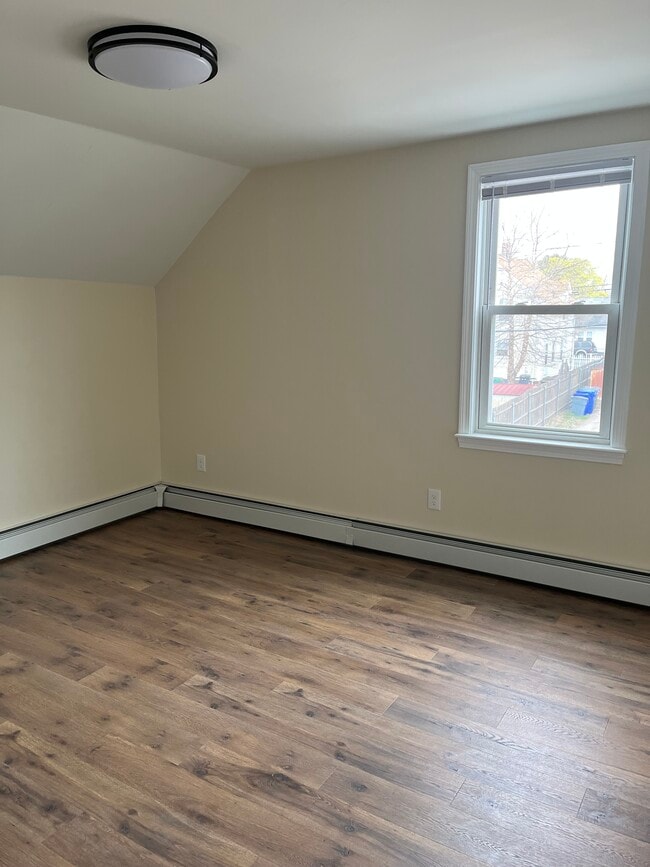 Photo - 71 East St