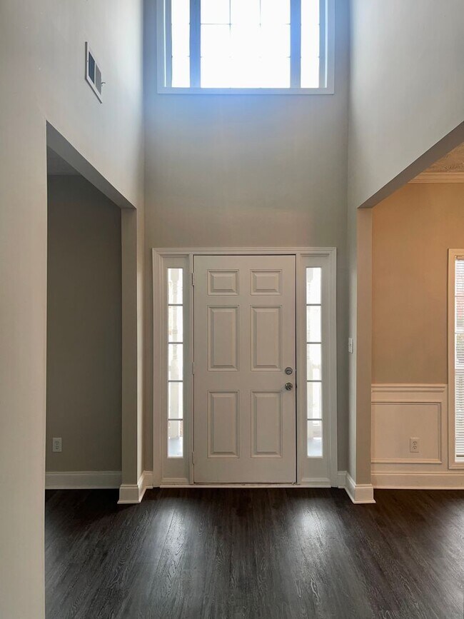 Photo - 4 Bed/2.5 Bath Home In Swim/Tennis Community in McDonough