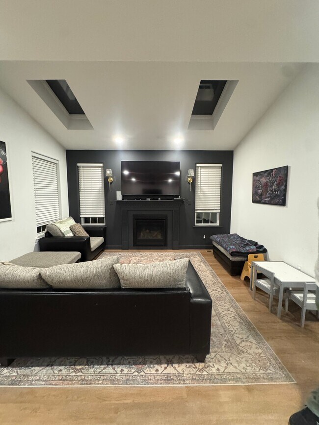 1017 Antonio Dr