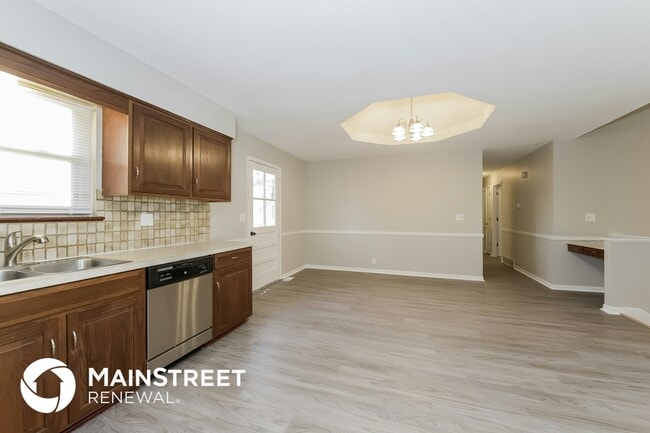 Photo - 3025 S 14th St