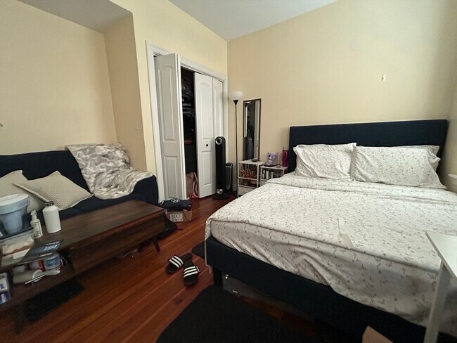 Photo - 191 Boylston St Unit 1