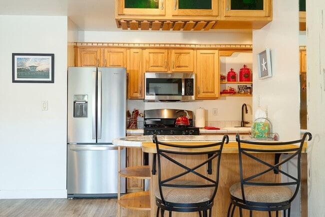 2 Bedroom + 2 Bathroom Condo | Surfside III | Port Hueneme | Furnished
