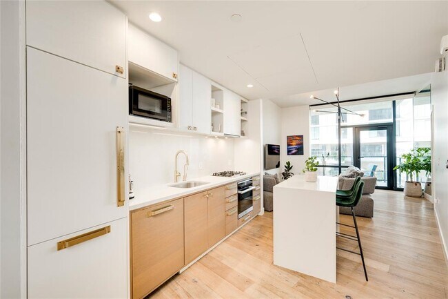 Photo - 70 Rainey St Unit 1310