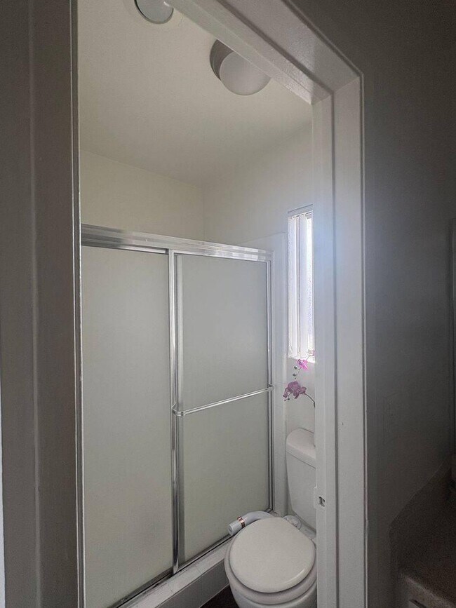 Photo - 0.0 bedroom in Los Angeles California 91343 Unit 31