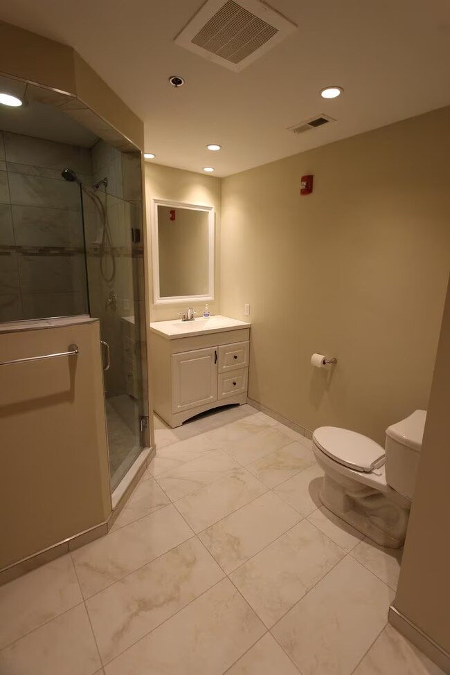 Bathroom - Star Lofts Penthouse